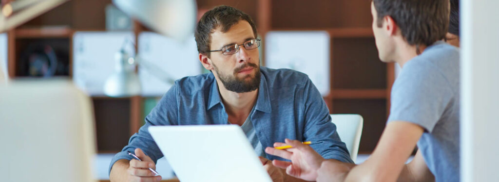 Deutscher remote arbeitender Softwareentwickler